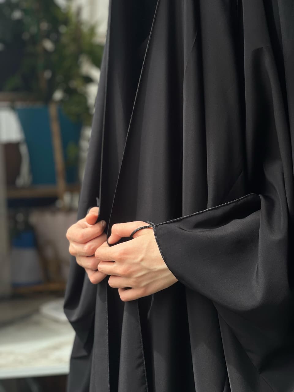 Crystal Abaya